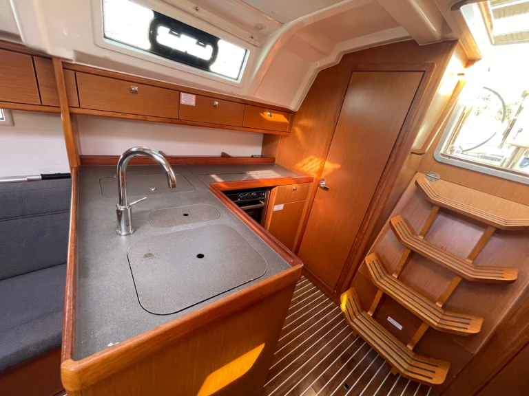 Noleggio barche Punta Ala economico Cruiser 37