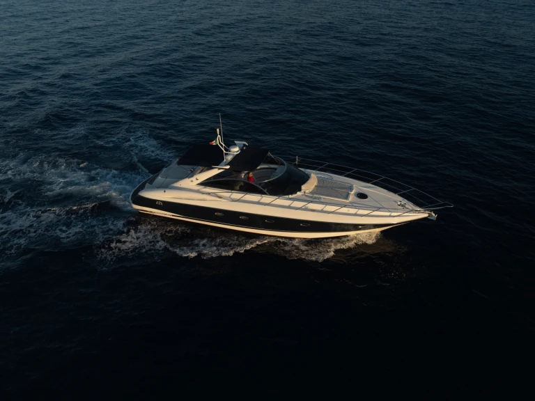 Noleggio Yacht di lusso a San José del Cabo – Sunseeker Camargue 50