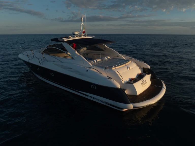 Noleggio Yacht di lusso a San José del Cabo – Sunseeker Camargue 50