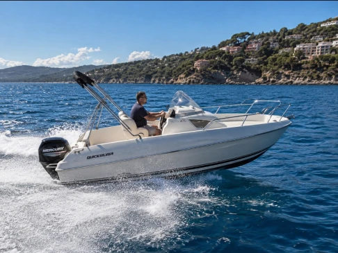 Noleggio barche Quicksilver Activ 470 Cabin a Le Barcarès su Samboat