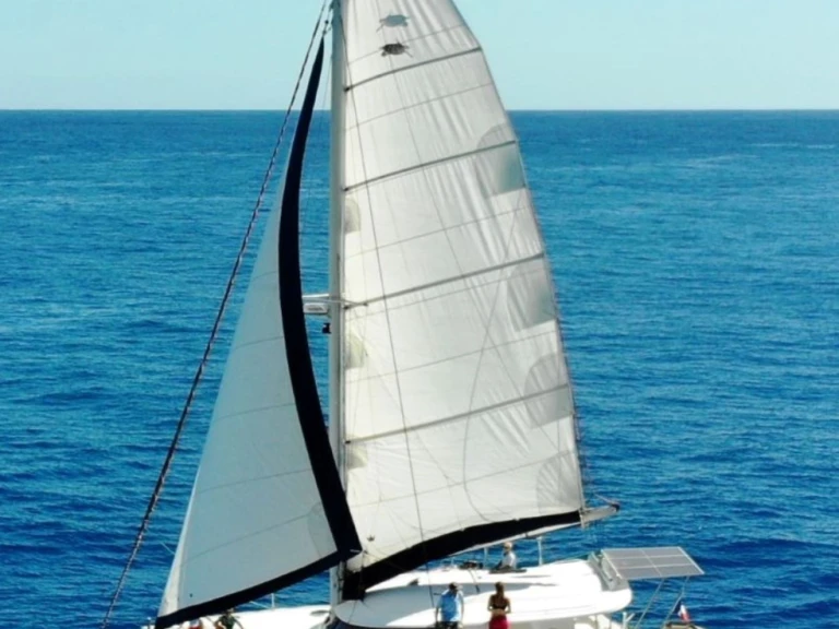 Noleggio Catamarano con o senza skipper Fountaine Pajot a Nosy Be