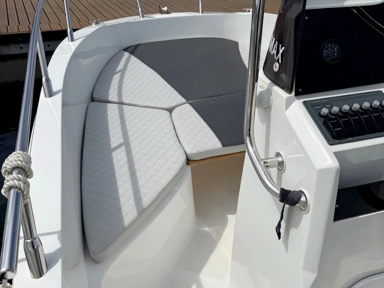 Noleggio Barca a motore Idea Marine con patente nautica