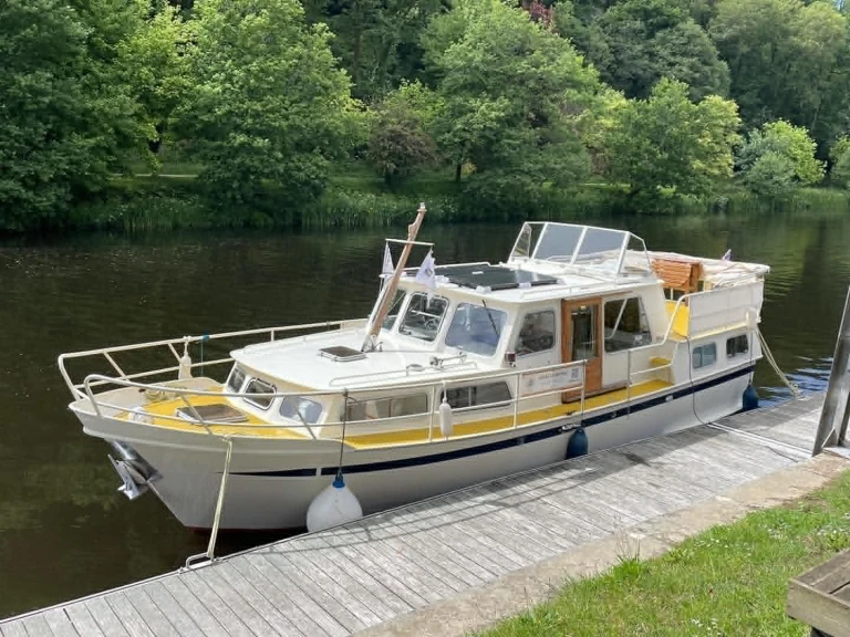 Noleggio a Saint-Nicolas des Eaux – Pedro 1020 su SamBoat