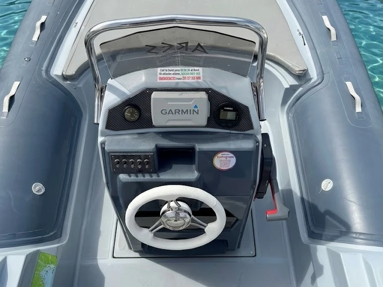 Noleggio barche Alghero economico Trimarchi 580