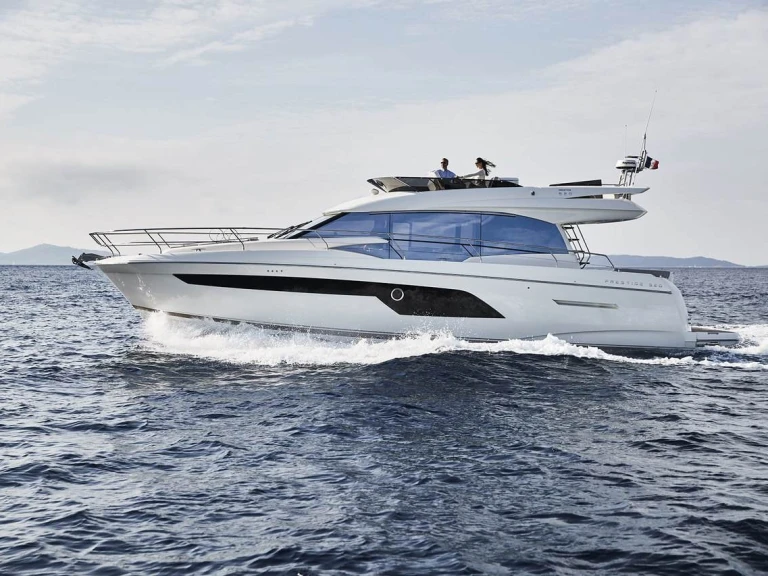 Noleggio barche Prestige Prestige 520 a Port-Haliguen su Samboat