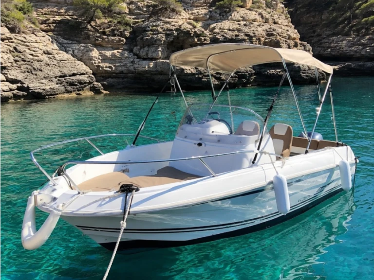 Noleggio barche Jeanneau cap-camarat 505 Style a Sainte-Maxime su Samboat