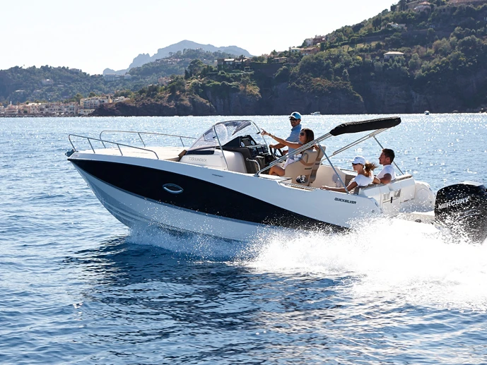Quicksilver Activ 755 Sundeck da affittare a  Spalato