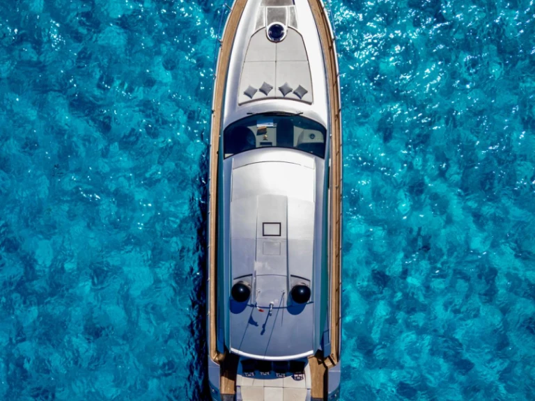 Noleggio barche Pershing Pershing 64 a Cannes su Samboat