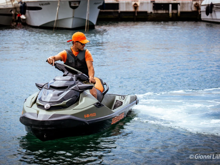 Noleggio barche Puerto Deportivo de Marbella economico GTX PRO 130
