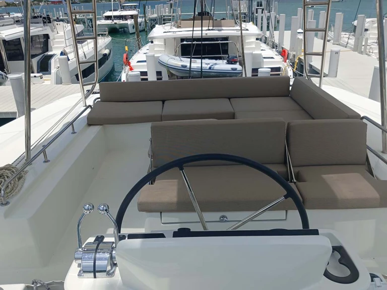 Noleggio barche Road Town economico Lagoon 51