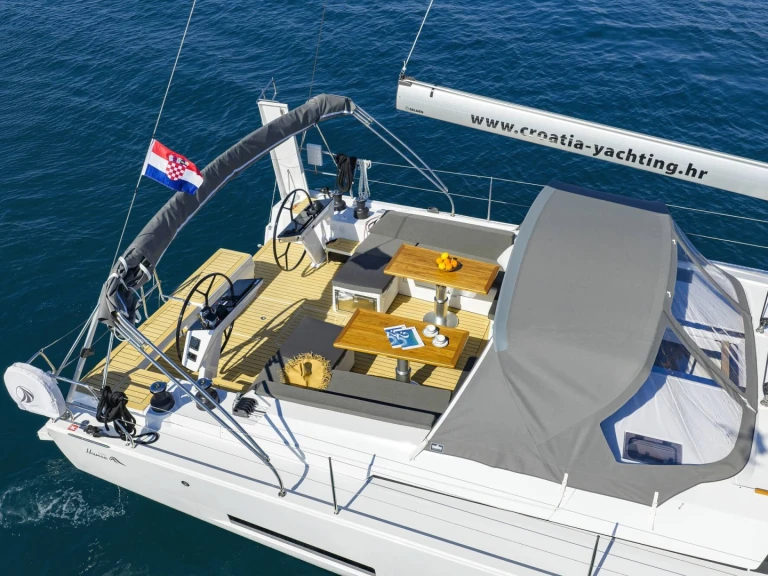 Hanse Hanse 510 da affittare a  Sukošan
