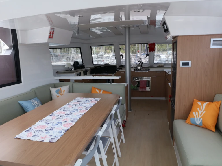 Catamarano a noleggio a Marmaris (district) al miglior prezzo