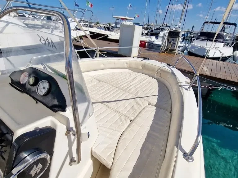 Noleggio Barca a motore a Porto di Alghero – Marinello marinello 520