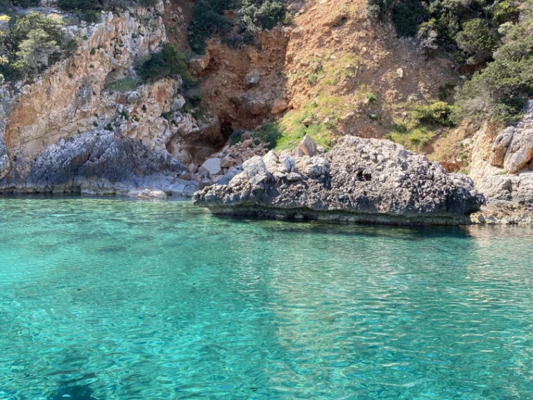Noleggiare una GM italy Ares a Porto di Alghero
