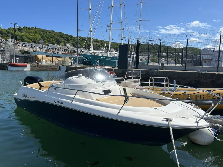 Noleggio barche Jeanneau Cap Camarat 7.15 WA a Fécamp su Samboat