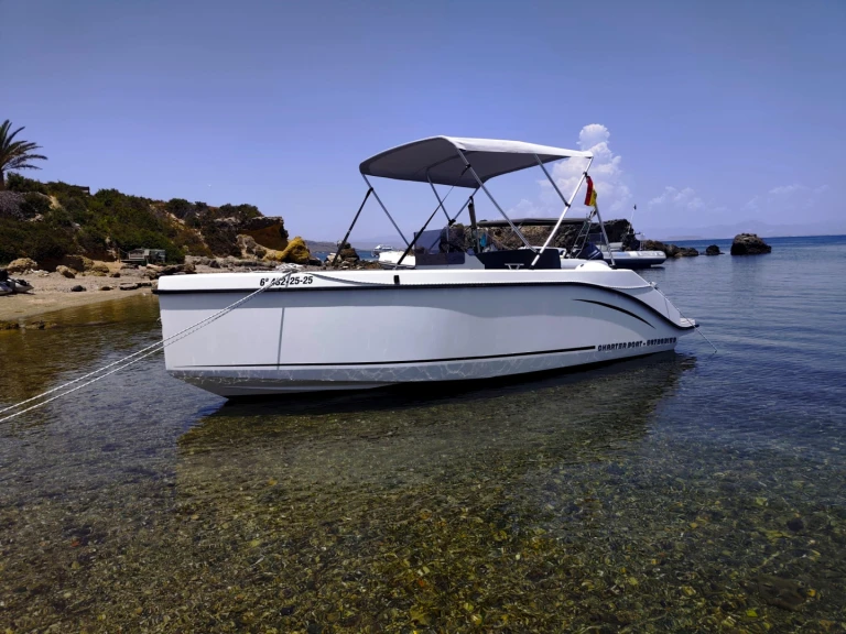 Noleggio Barca a motore Astillero Fernández Hidalgo con patente nautica