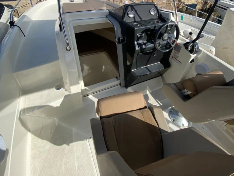 Noleggio Barca a motore a Club Nàutic Ca'n Picafort – Quicksilver Quicksilver 605 Sundeck