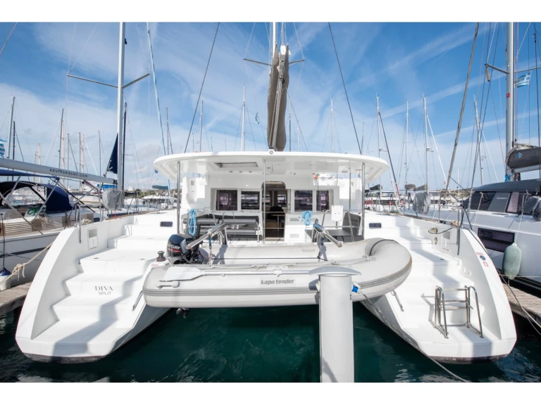 Noleggio barche Lávrio economico Lagoon 450 F