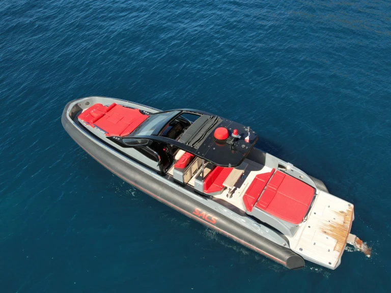 Noleggiare una Sacs Rebel 47 Open a Beaulieu-sur-Mer
