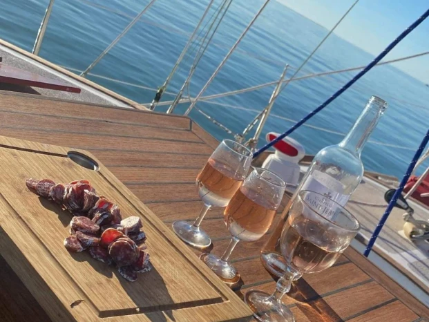 Noleggio Barca a vela Yes con patente nautica
