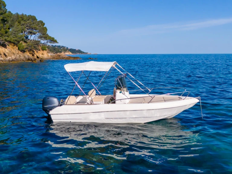 Noleggio Barca a motore a Port de Bormes-les-Mimosas – Capelli Cap 520 Open