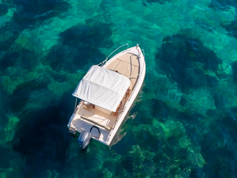 Noleggio Barca a motore con o senza skipper Capelli a Port de Bormes-les-Mimosas