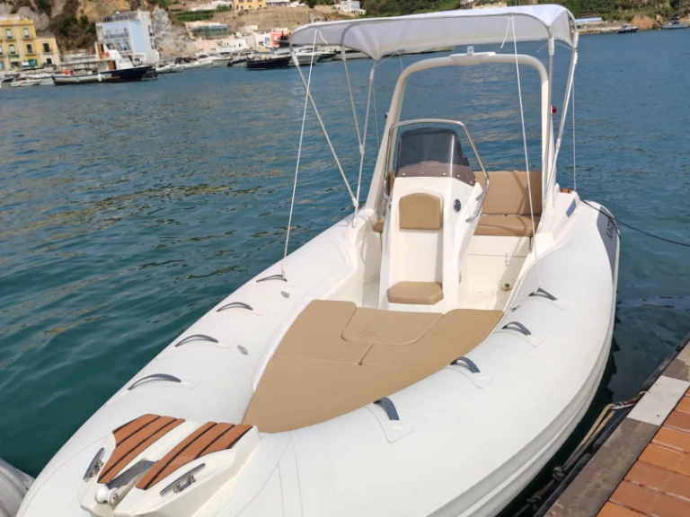 Noleggio Gommone con o senza skipper Kardis a Ponza