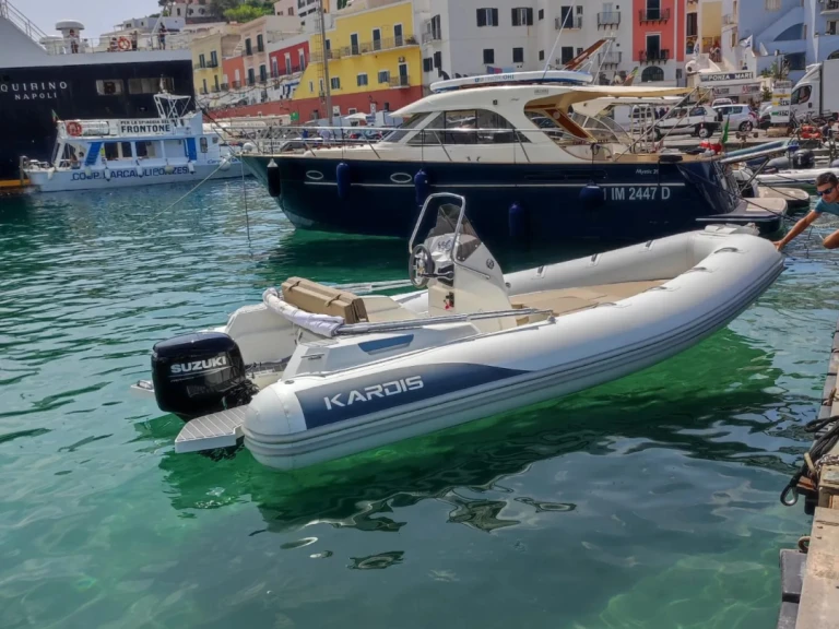 Kardis Kardis Fox 570 da affittare a  Ponza