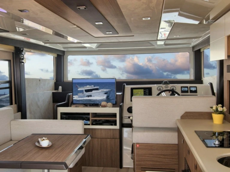 Noleggio a Cannigione – Cranchi Cranchi T43 Eco Trawler su SamBoat