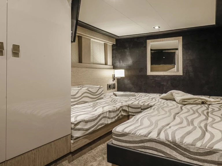 Noleggiare una Cranchi Cranchi T43 Eco Trawler a Cannigione
