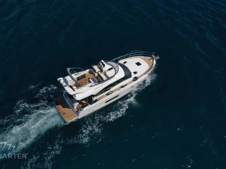 Yacht di lusso a noleggio a Punat al miglior prezzo