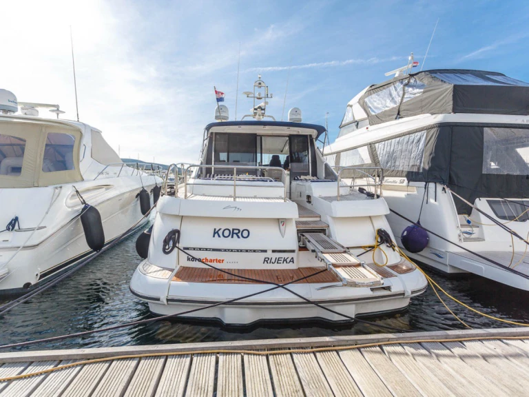 Noleggio Yacht di lusso a Punat – Fairline Fairline Targa 62
