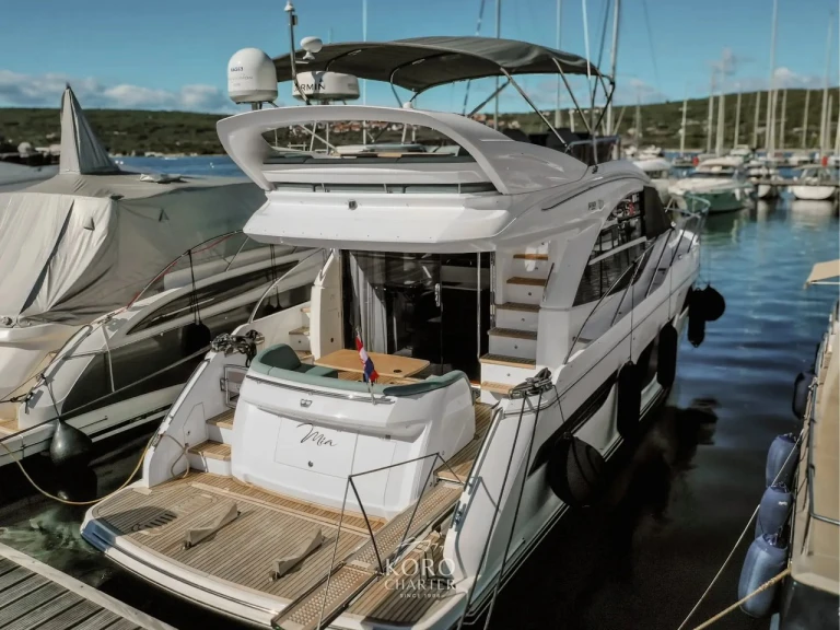 Noleggio a Punat – Princess Princess 50 Flybridge - 3 + 1 cab. su SamBoat
