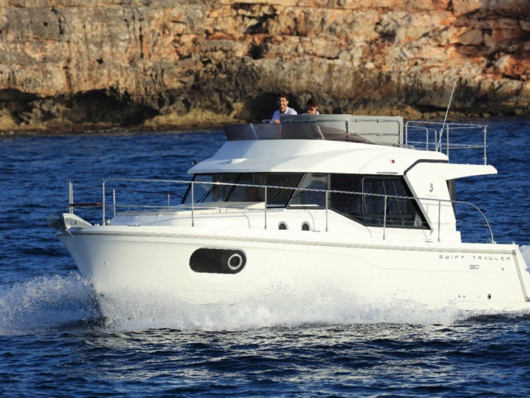 Noleggio Yacht di lusso Bénéteau con patente nautica