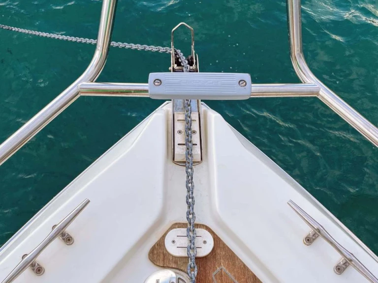 Noleggio Yacht di lusso Cranchi con patente nautica