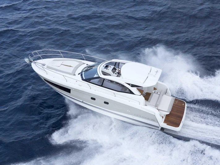 Noleggio Barca a motore a Punat – Jeanneau Leader 36