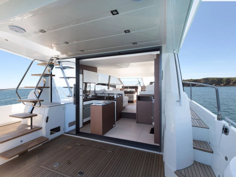 Noleggio Yacht di lusso a Punat – Jeanneau Prestige 520 Flybridge - 3 + 1 cab.