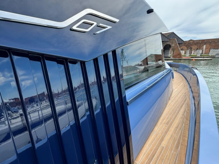 Noleggiare una Manda Yachts S07 a Positano