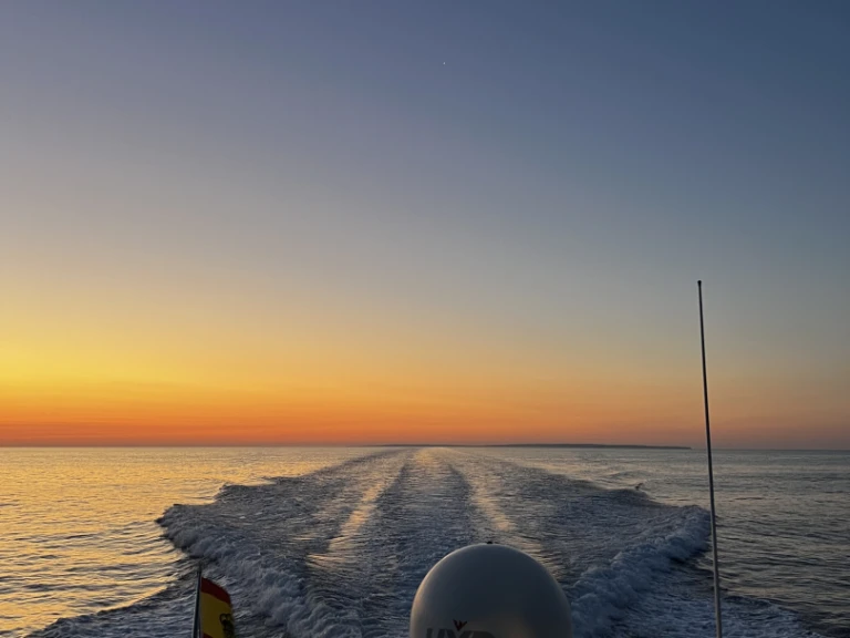 Yacht di lusso a noleggio a Águilas al miglior prezzo