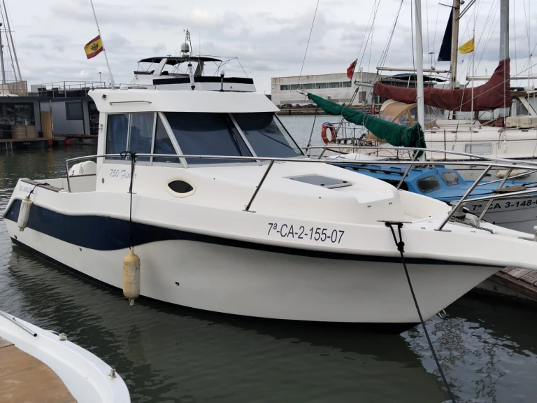 Noleggio barche SanRemo 750 FISHER a Spagna su Samboat