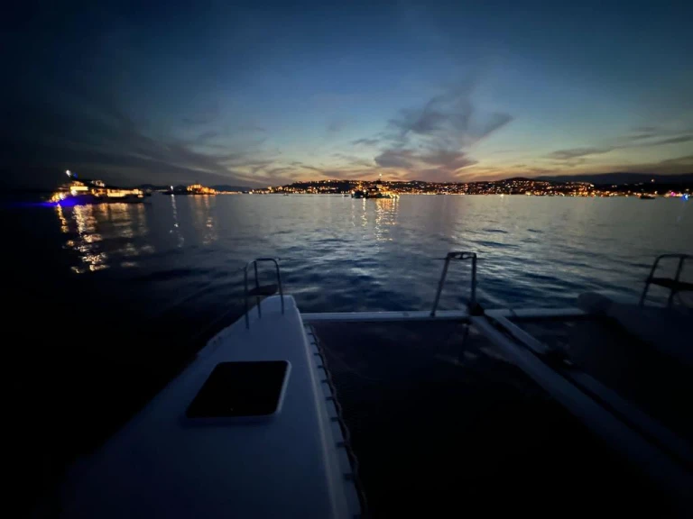 Noleggio Catamarano a Cannes – Lagoon Lagoon 40 Motor Yacht