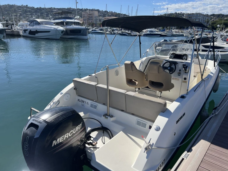 Noleggio barche Cannes economico Activ 675 Open Sport