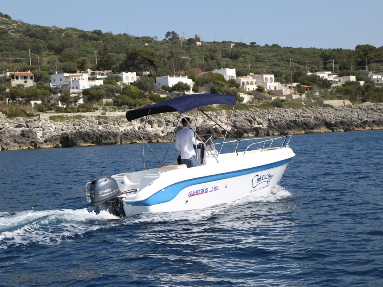 Noleggio Barca a motore con o senza skipper Albatross a Marina di Andrano