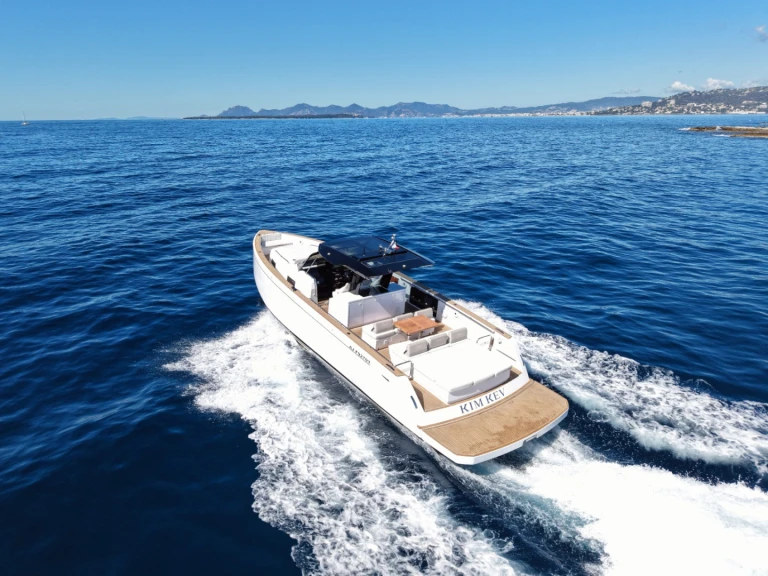 Pardo Yachts Pardo 43 da affittare a  Golfe-Juan