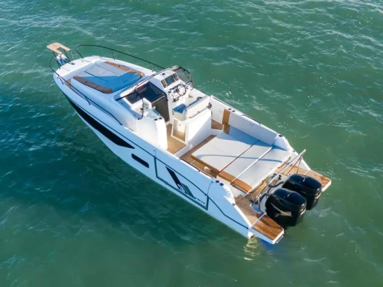 Noleggio barche Bénéteau Flyer 9 a Cogolin su Samboat