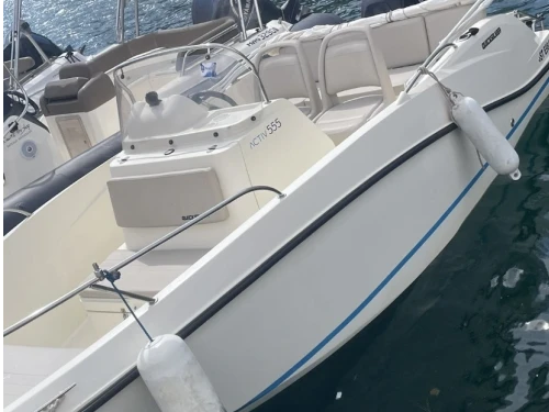 Quicksilver Activ 555 Open da affittare a  Marsiglia