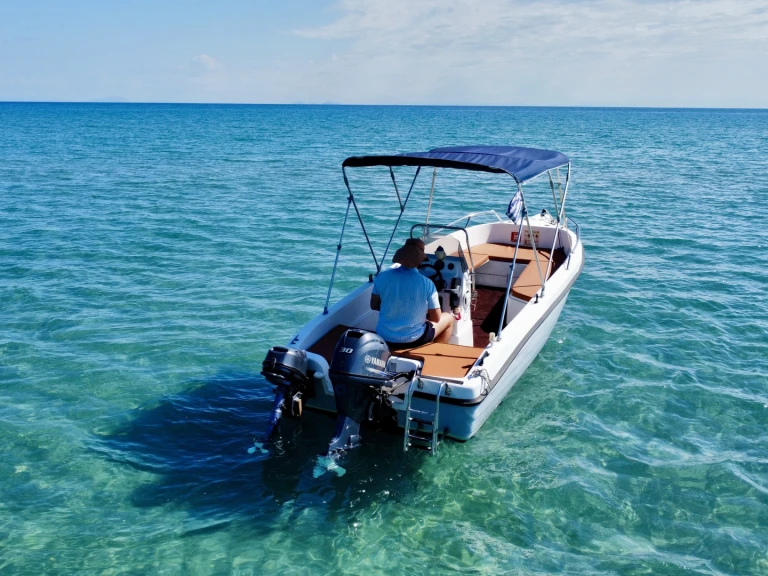 Noleggio Barca a motore con o senza skipper marinco a Zante