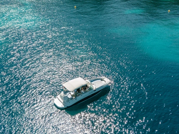 Barca a motore a noleggio a Santa Ponsa al miglior prezzo