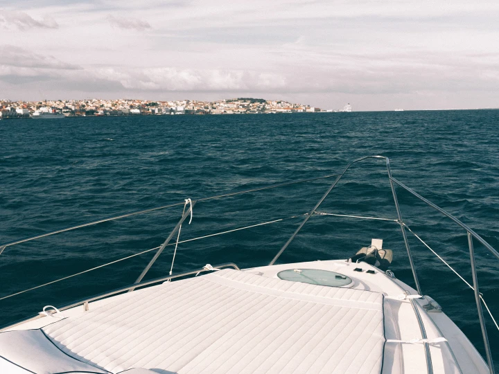 Fairline Phantom 40 da affittare a  Lisbona