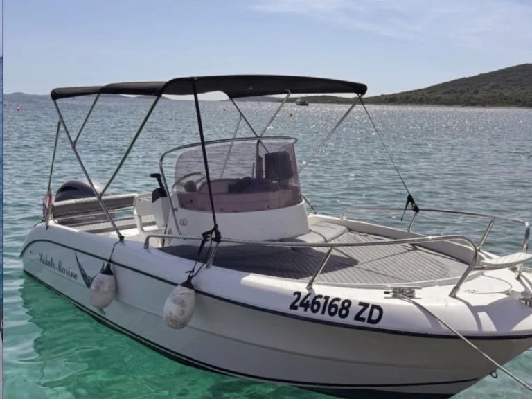 Noleggio Barca a motore con o senza skipper Fisher a Zara